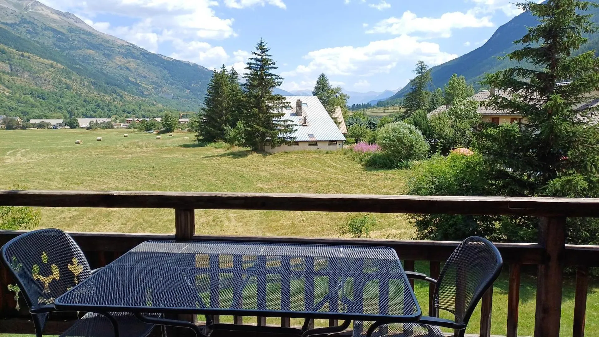Chalet Apartment Monetier Le Monetier-les-Bains 0*,  France